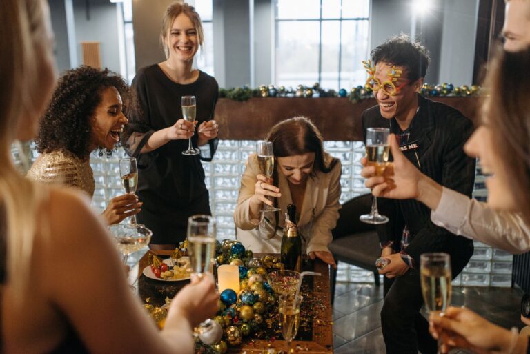 Best Holiday Party Magician for Hire in Tomball TX